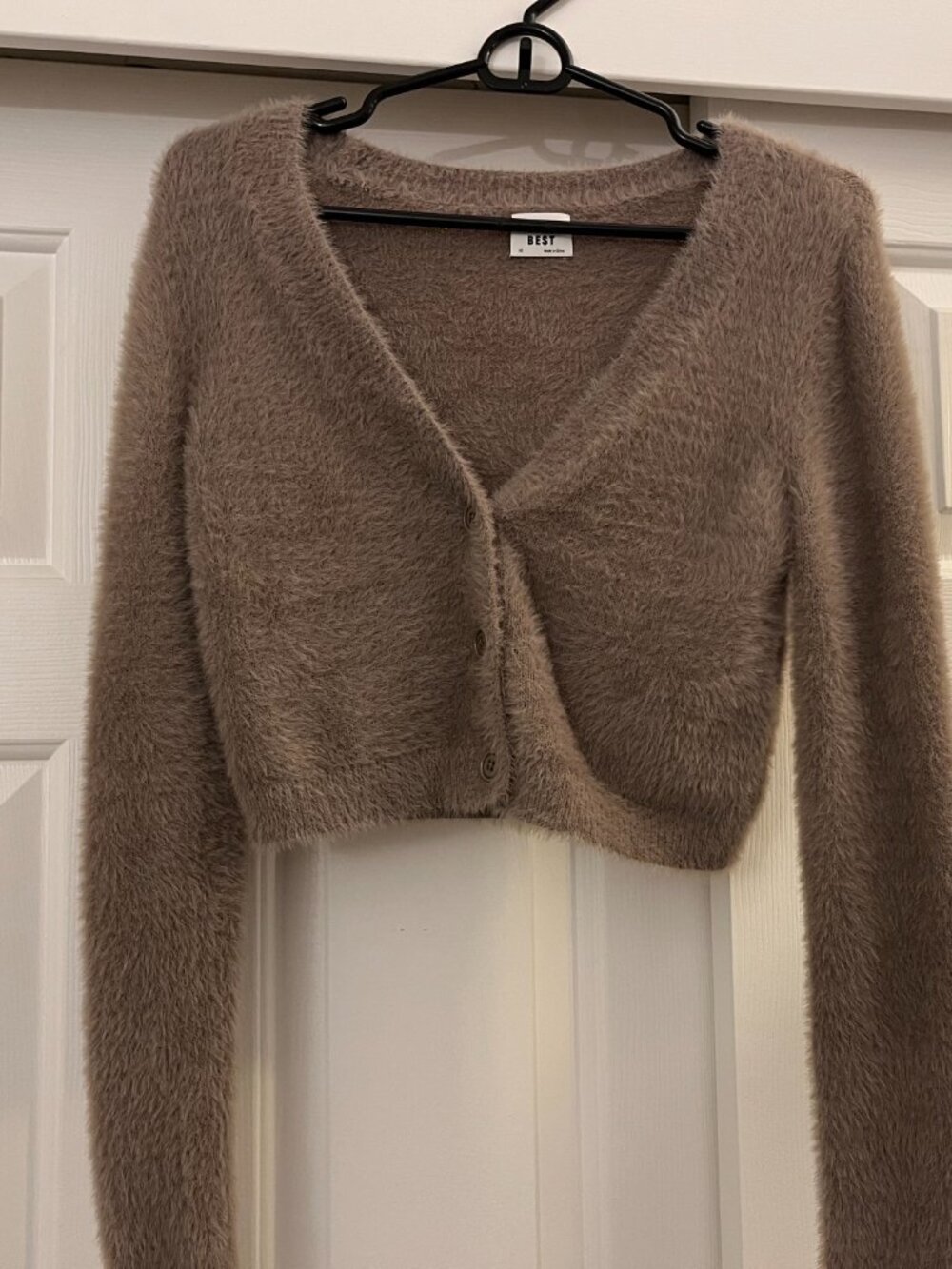 Aritzia Sunday Best Fuzzy Soft Cropped Cardigan